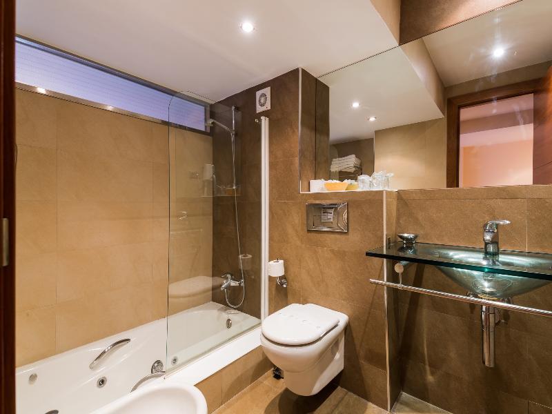Apartamentos Astuy Isla Bagian luar foto